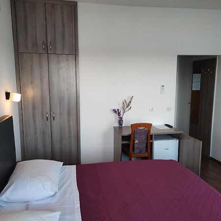 Bed and Breakfast Pansion Alen - Dugi Otok à Luka  Extérieur photo