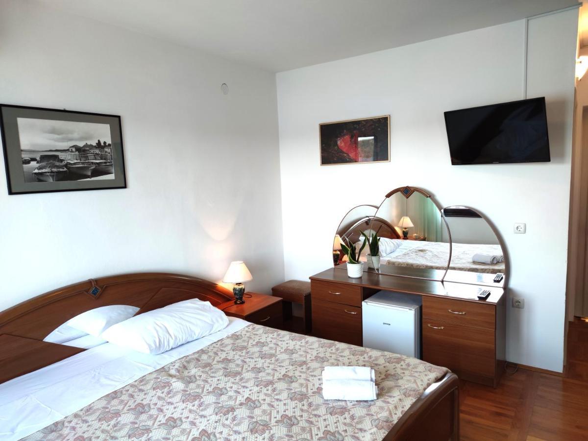Bed and Breakfast Pansion Alen - Dugi Otok à Luka  Extérieur photo